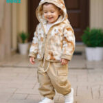 تفاصيل جاكيت فرو اولادي بكابيشو وخامة تقيلة دافية