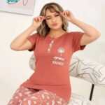 بيجامة نسائية أنيقة